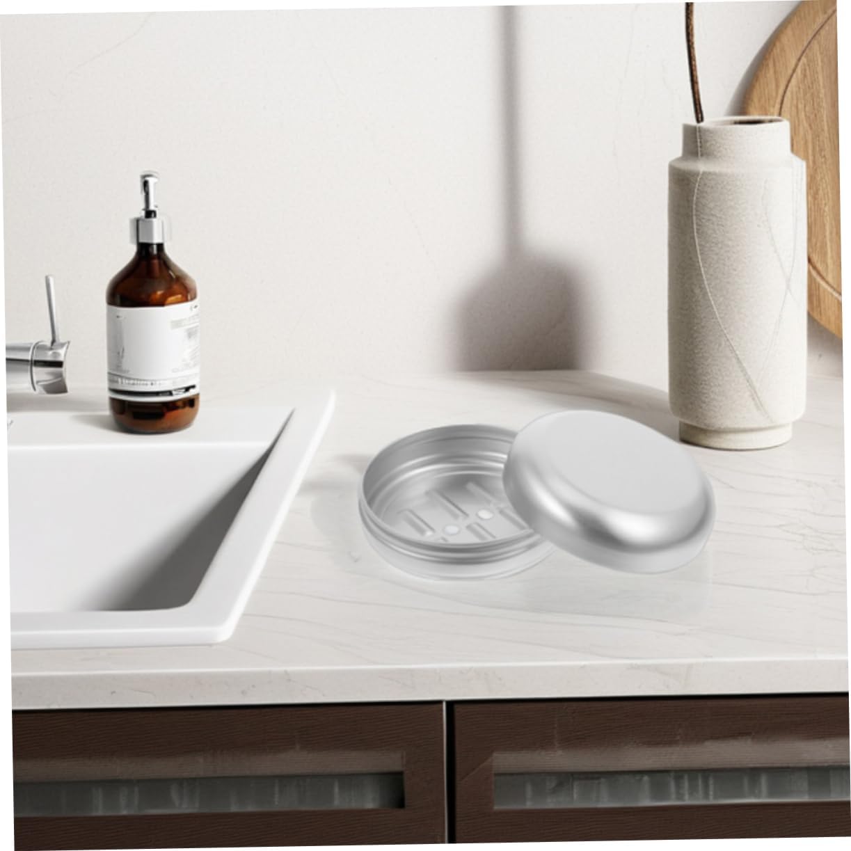Space-Saving Round Aluminum Soap Dish Travel-Friendly Easy Maintenance