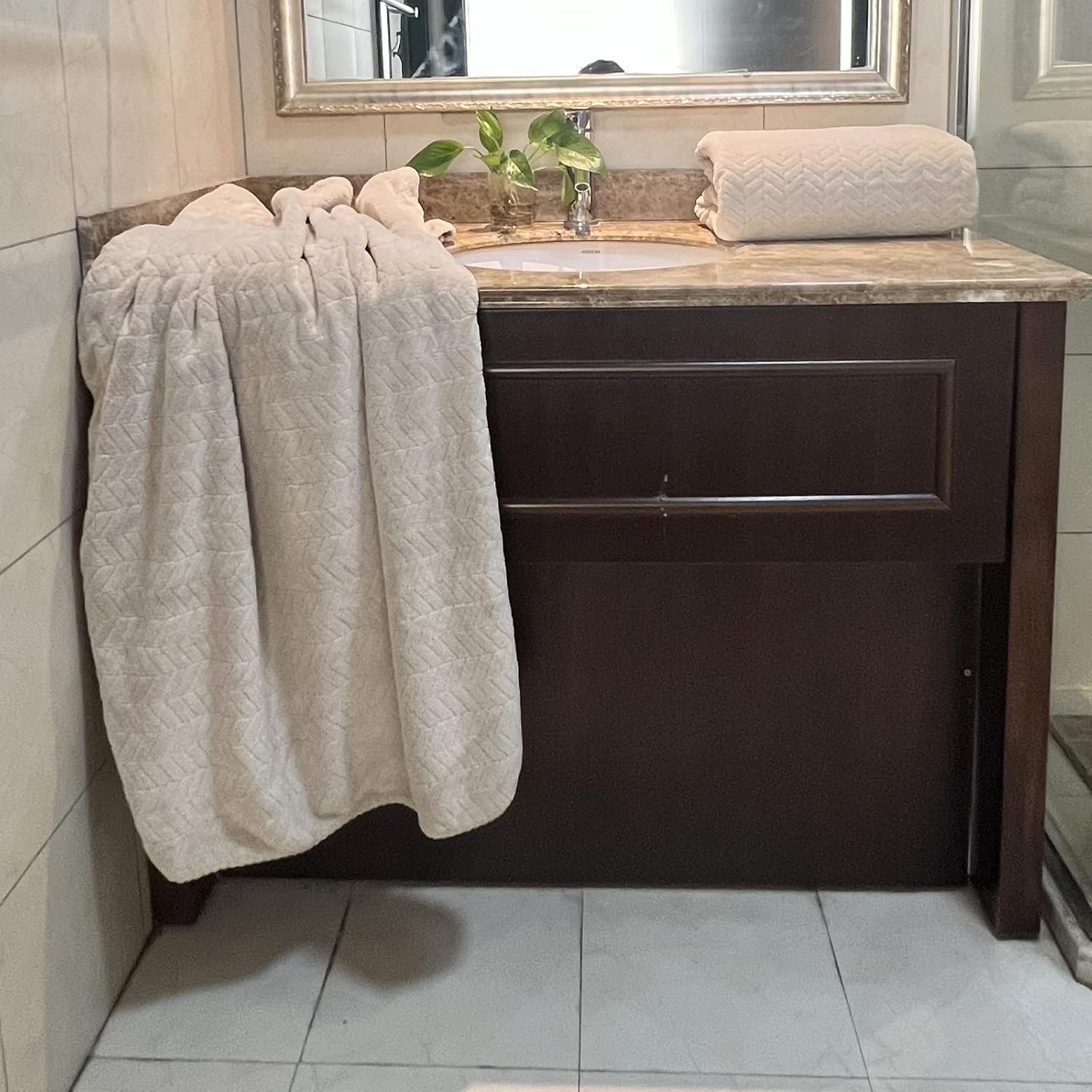 YTYC 39x78 Inch Oversized Super Soft Bath Towels