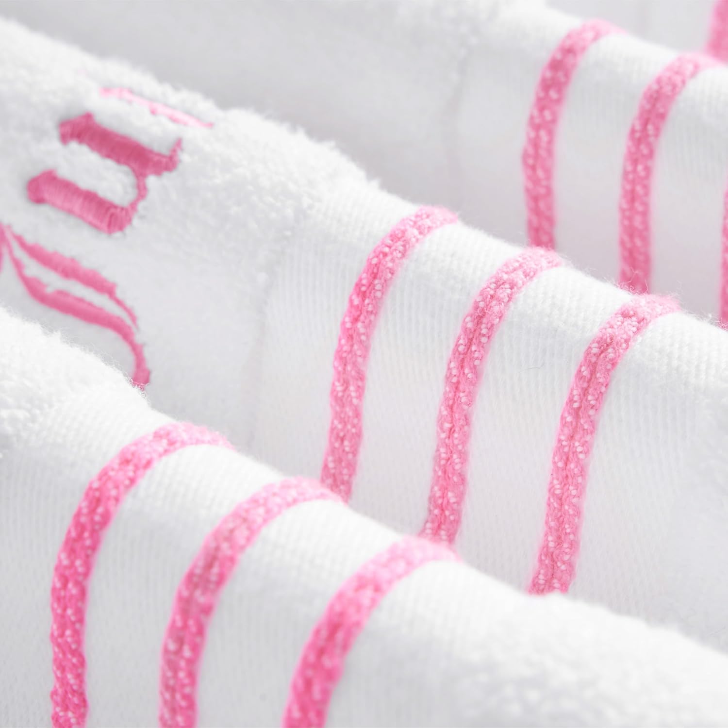 Juicy Couture Neon Border Bath Towel Set 6-Piece 1