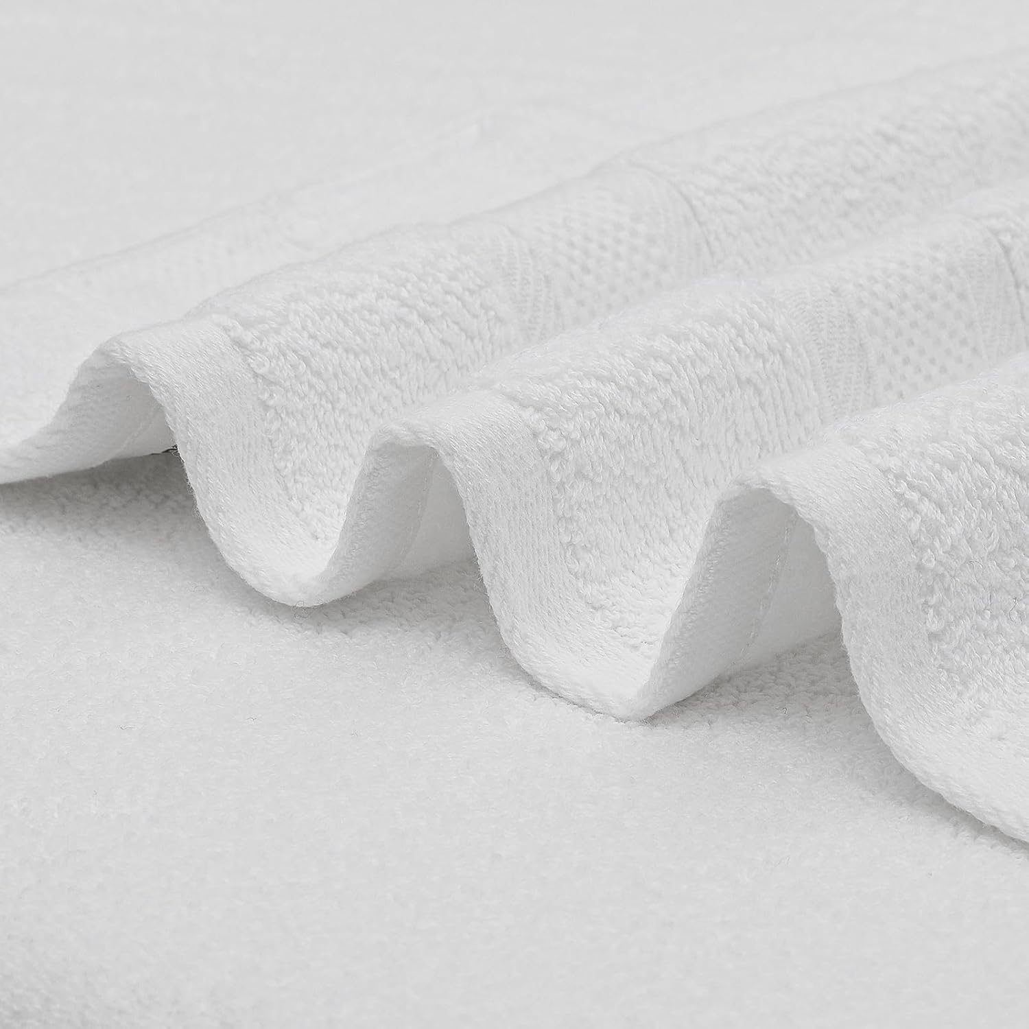 MoNiBloom 6-Piece Cotton Towel Set - White