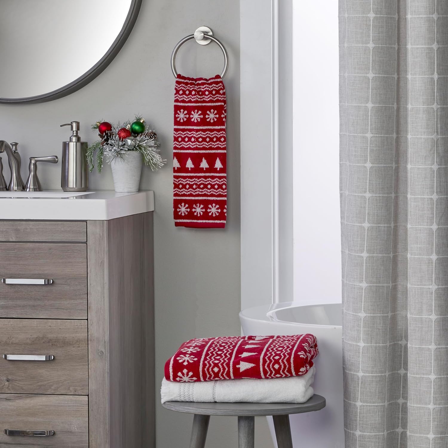 SKL Home Winter Fair Isle Bath Towel Red