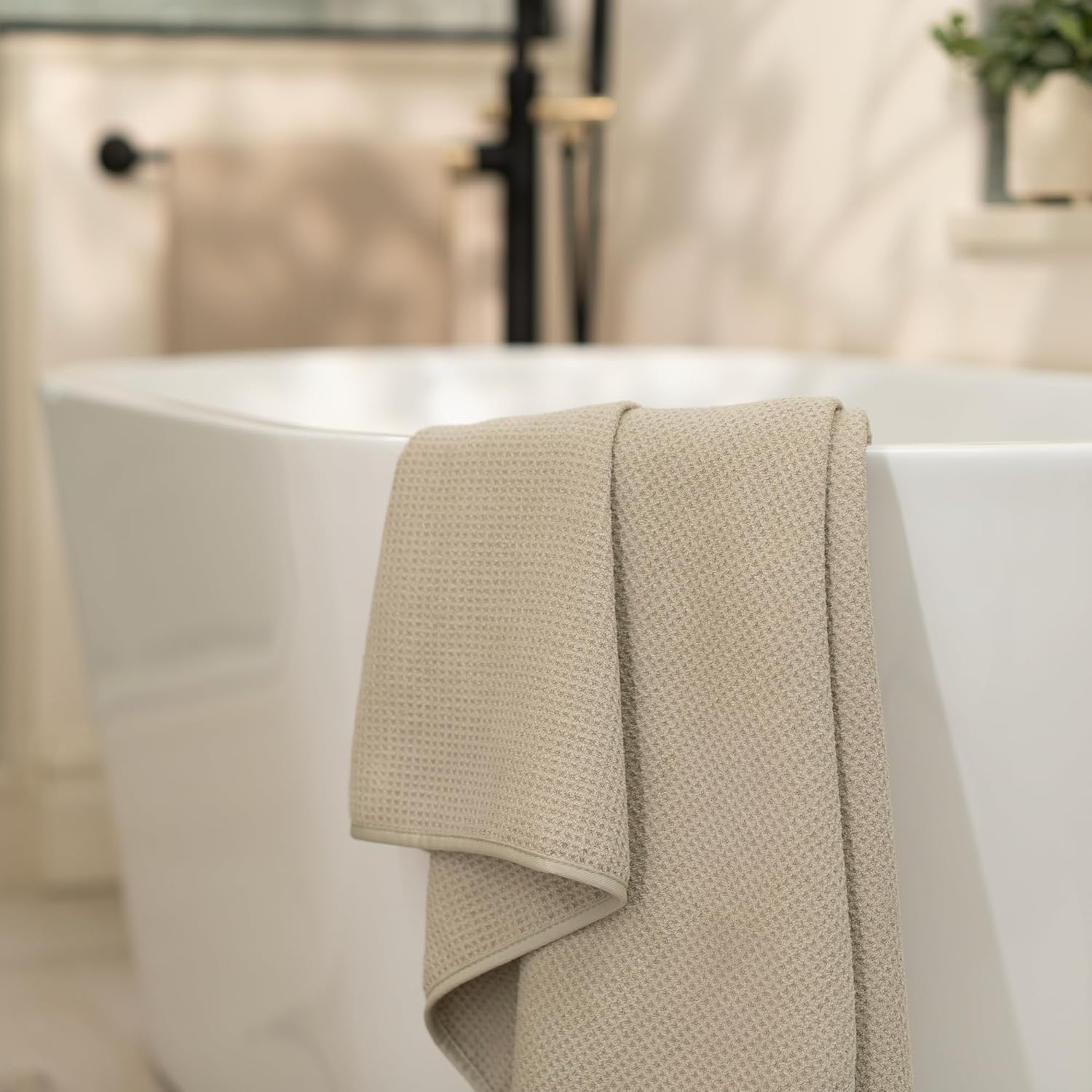 ST INC Premium Waffle Bath Towels 4 Pack Tan