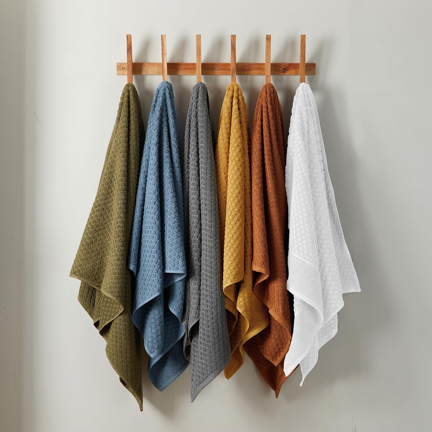 Great Bay Home White Bath Towel Set - 4 Pack 54x27