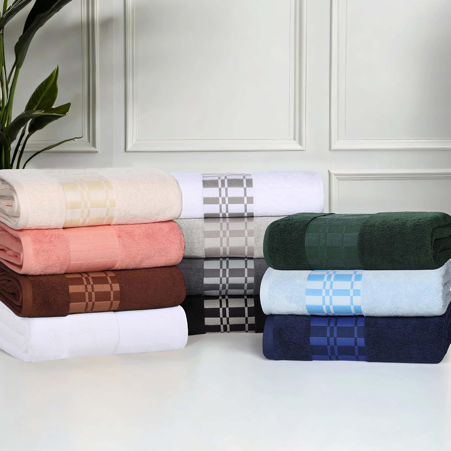 Superior 8-Piece Cotton Towel Set with Chrome Design
