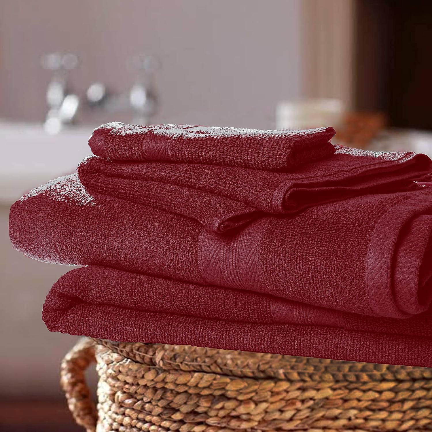 BOUTIQUO 8 Piece Towel Set - Ultra Soft Hotel Spa Quality Burgundy