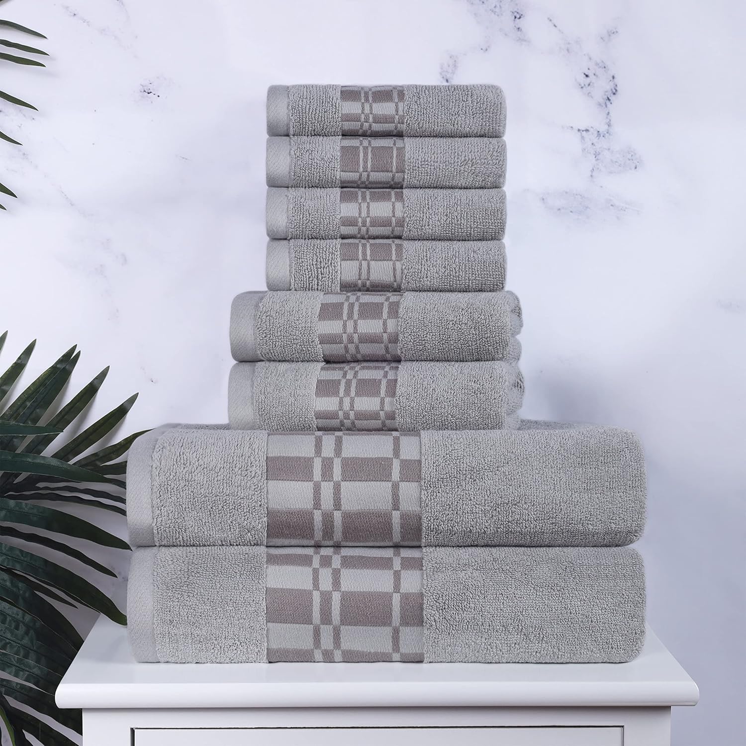 Superior 8-Piece Cotton Towel Set with Chrome Design